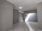 09e210e4-93da-40b5-a709-599e358fc2a6.jpg