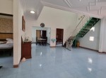 400cf5bd-ae17-445c-95e3-6de5e1c181bf.jpg