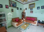 Picsart_23-05-18_16-44-42-215.jpg