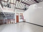 ddf0892e-cc41-4c0f-a3bc-c21760a18dd8.jpg