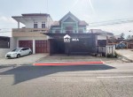 Depan