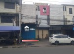 Depan