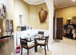 dijual-rumah-di-solo-baru